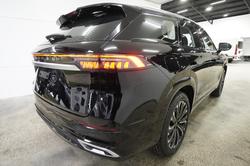 2025 Jaecoo J8 Track