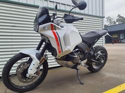 2025 Ducati Desert X Desert X White