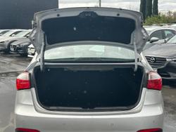 2015 Kia
Cerato Si