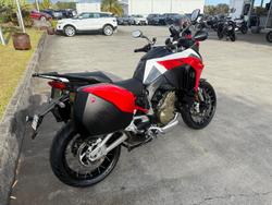 2022 Ducati
Multistrada V4S