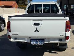 2015 Mitsubishi
Triton GLX