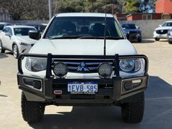 2015 Mitsubishi
Triton GLX
