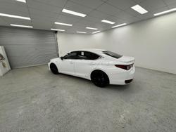 2022 Lexus ES 300h F Sport AXZH10R White Nova
