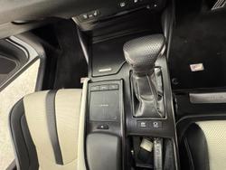 2022 Lexus ES 300h F Sport AXZH10R White Nova