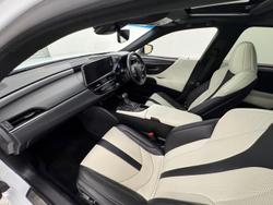 2022 Lexus ES 300h F Sport AXZH10R White Nova
