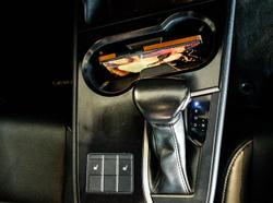 2022 Lexus
UX 200 Luxury