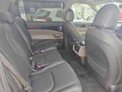 2024 Kia
Carnival GT-Line HEV