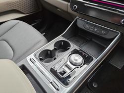 2024 Kia
Carnival GT-Line HEV