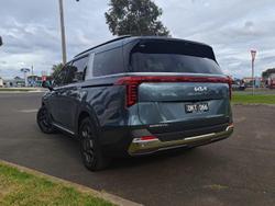 2024 Kia
Carnival GT-Line HEV