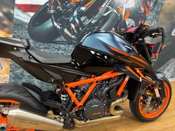 2023 Ktm 1290 SUPER DUKE R ORANGE