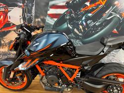 2023 Ktm 1290 SUPER DUKE R ORANGE