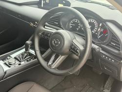 2025 Mazda
3 G20 Evolve