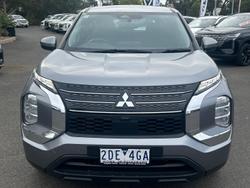 2022 Mitsubishi Outlander ES