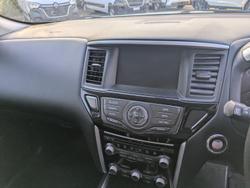 2019 Nissan
Pathfinder ST