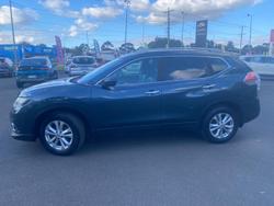 2015 Nissan
X-TRAIL ST-L