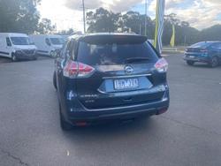 2015 Nissan
X-TRAIL ST-L