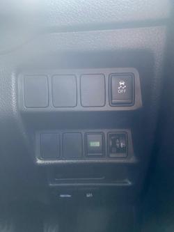 2015 Nissan
X-TRAIL ST-L