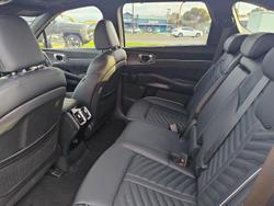 2025 Kia
Sorento HEV GT-Line