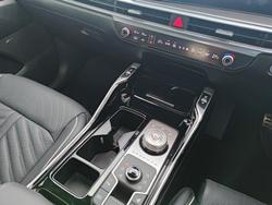 2025 Kia
Sorento HEV GT-Line