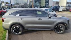 2025 Kia
Sorento HEV GT-Line