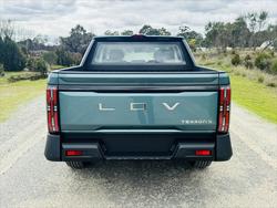 2025 LDV
Terron 9 Origin