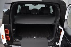 2025 Land Rover Defender 110 D350 X-Dynamic SE L663 MY25.5 AWD Fuji White