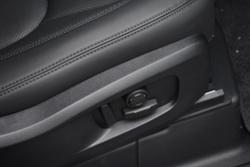 2025 Land Rover
Defender 110 D350 X-Dynamic SE