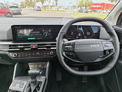 2025 Kia
Sportage SX