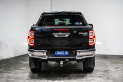 2021 Toyota
Hilux SR5
