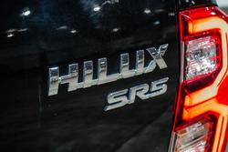 2021 Toyota
Hilux SR5