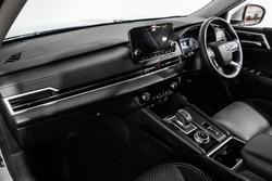 2024 Mitsubishi
Outlander LS
