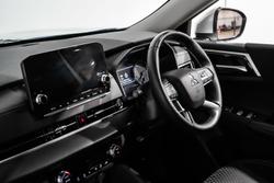 2024 Mitsubishi
Outlander LS