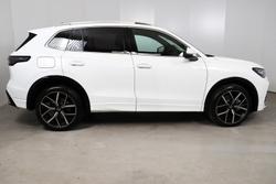 2024 Volkswagen
Tiguan 195TSI R-Line