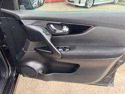 2017 Nissan QASHQAI TS J11 Pearl Black