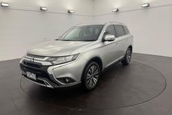 2019 Mitsubishi
Outlander LS
