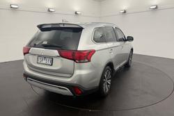 2019 Mitsubishi
Outlander LS