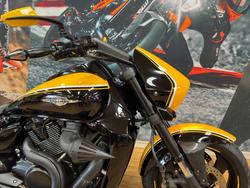 2014 Suzuki VZR 1800 BOULEVARD (M109R) YELLOW/BLACK
