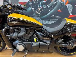 2014 Suzuki VZR 1800 BOULEVARD (M109R) YELLOW/BLACK