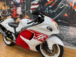2017 Suzuki GSX1300RA (HAYABUSA) WHITE