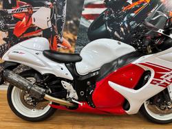 2017 Suzuki GSX1300RA (HAYABUSA) WHITE