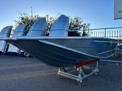 2025 QUINTREX F370 Outback Explorer