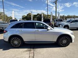 2019 Mercedes-Benz
GLC-Class GLC200