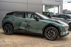 2025 Zeekr
X AWD