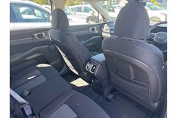 2025 Kia
Sorento S