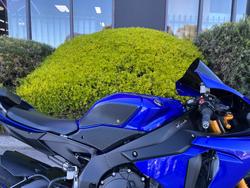2018 Yamaha YZF-R1