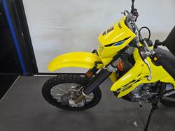 2022 Suzuki DR-Z400E Yellow