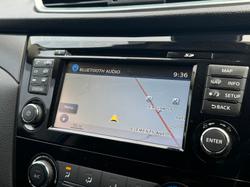 2017 Nissan
                QASHQAI ST-L