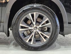 2018 Toyota Kluger GX GSU50R Eclipse Black