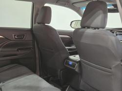 2018 Toyota Kluger GX GSU50R Eclipse Black