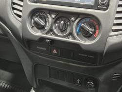 2019 Mitsubishi Triton GLX MR MY19 4x2 White